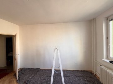 Tapetovanie vliesovou tapetou