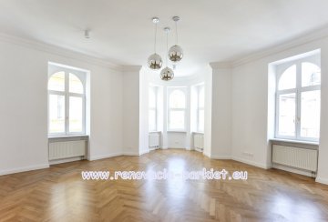 Pokládka masívnych parkiet a povrchová úprava