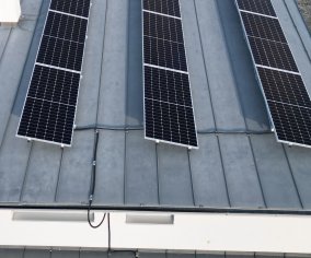 Inštalácia fotovoltickej elektrárne na rodinný dom - Malinovo - zariadim.sk  - recenzie, referencie, skúsenosti